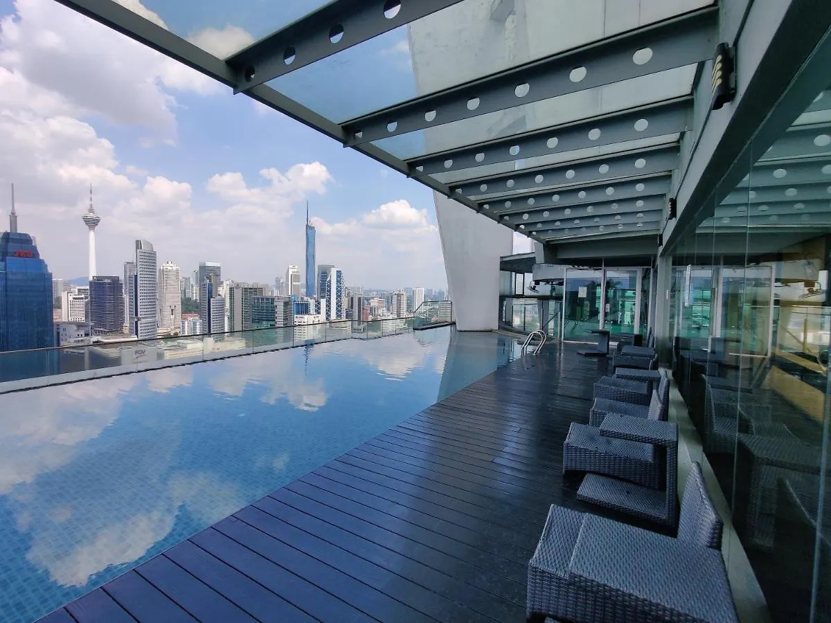 קואלה לומפור Skybed Over The Sky Hostel @Regalia Suites & Residences Kl