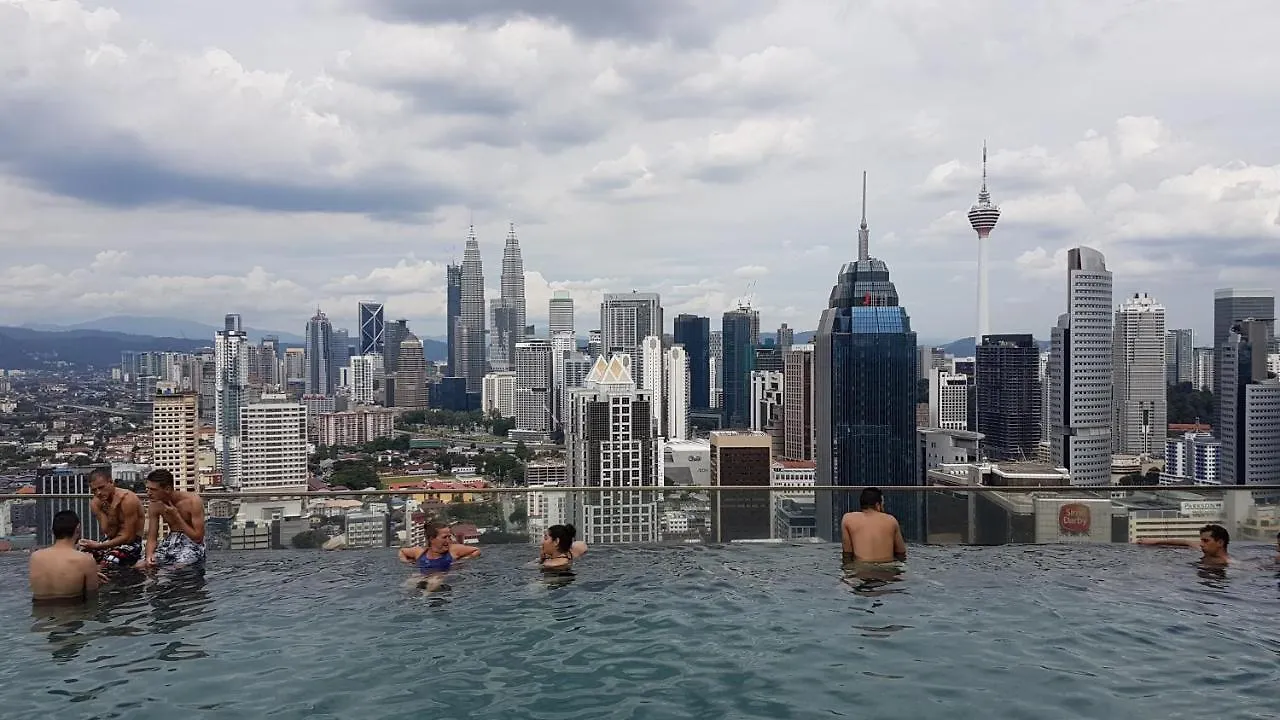 קואלה לומפור Skybed Over The Sky Hostel @Regalia Suites & Residences Kl 0*, קואלה לומפור מלזיה